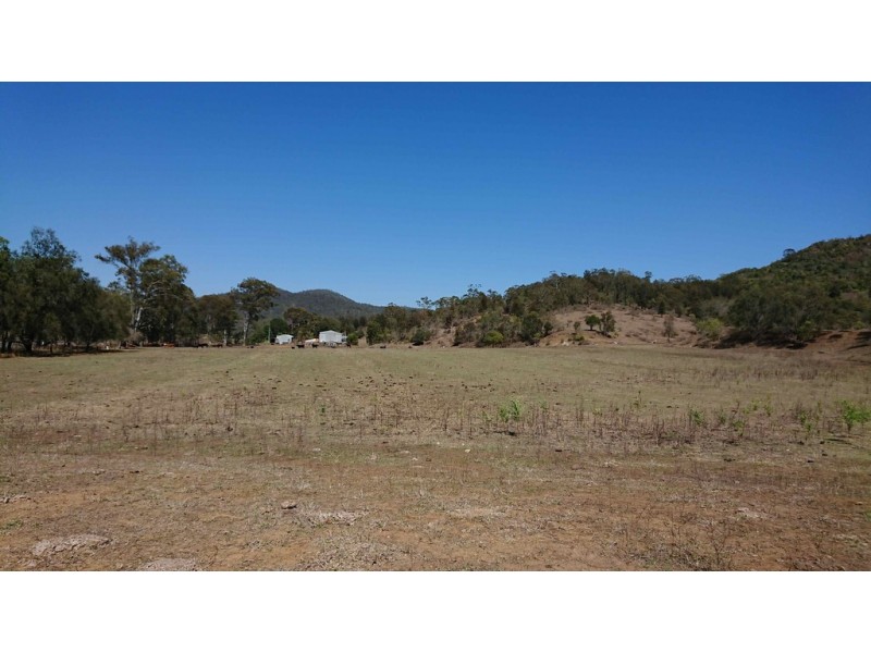 7 Flagstone, Flagstone Creek QLD 4344