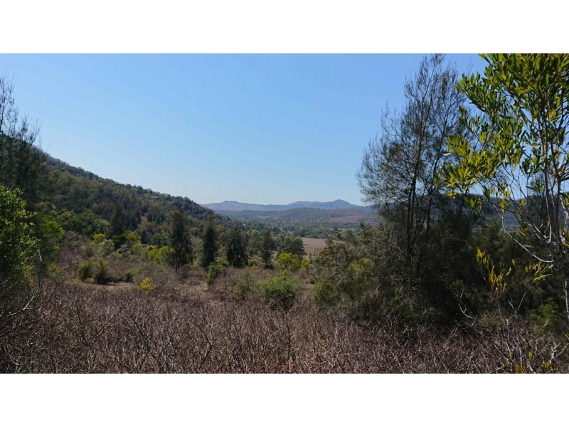 7 Flagstone, Flagstone Creek QLD 4344