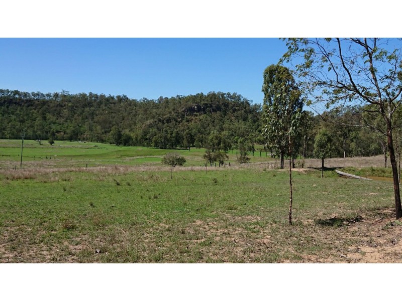 73 Wallaces Road, Withcott QLD 4352