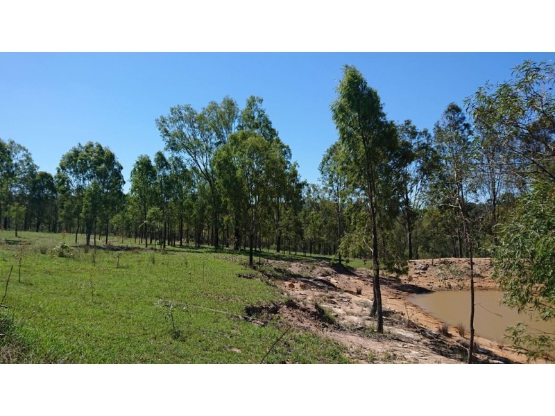 73 Wallaces Road, Withcott QLD 4352