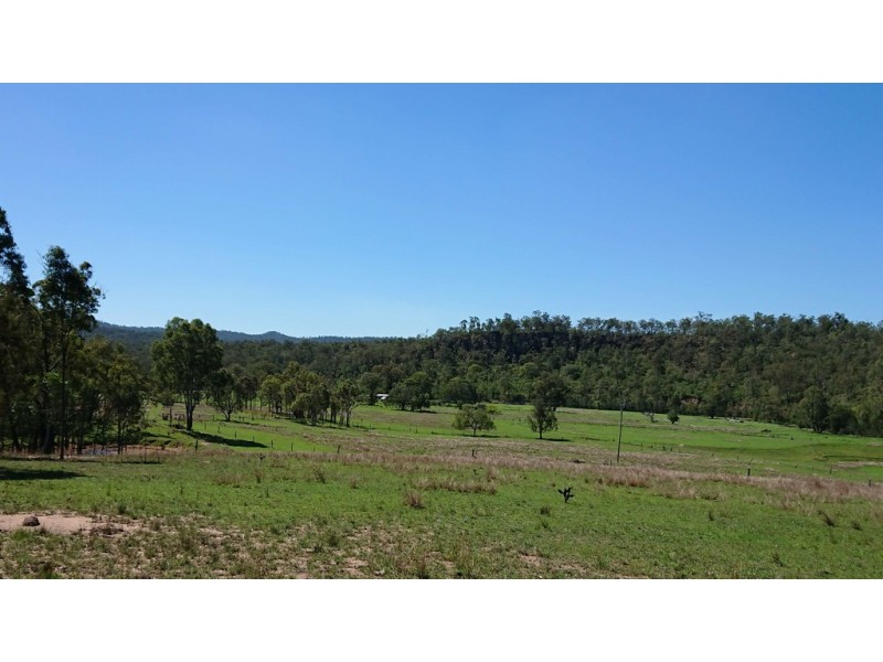 73 Wallaces Road, Withcott QLD 4352