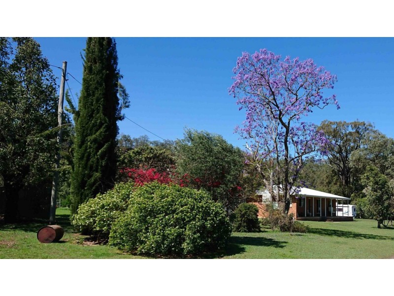 124 Gittins Road, Withcott QLD 4352