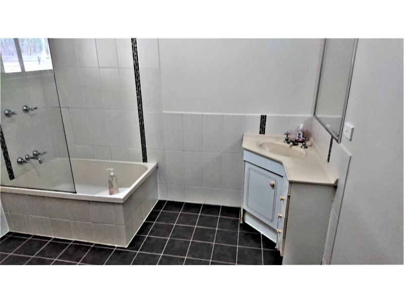 237 Edwards Road, Gatton QLD 4343