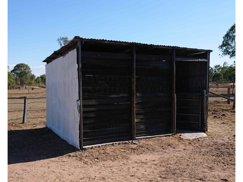 16 Markai Road, Lockyer Waters QLD 4311