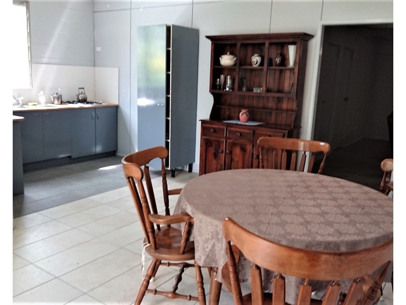 5 Charlies Access, Gatton QLD 4343