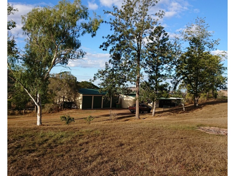 201 Topps Road, Flagstone Creek QLD 4344