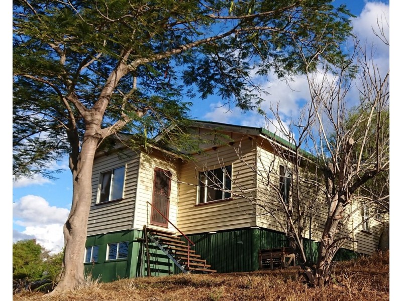 201 Topps Road, Flagstone Creek QLD 4344