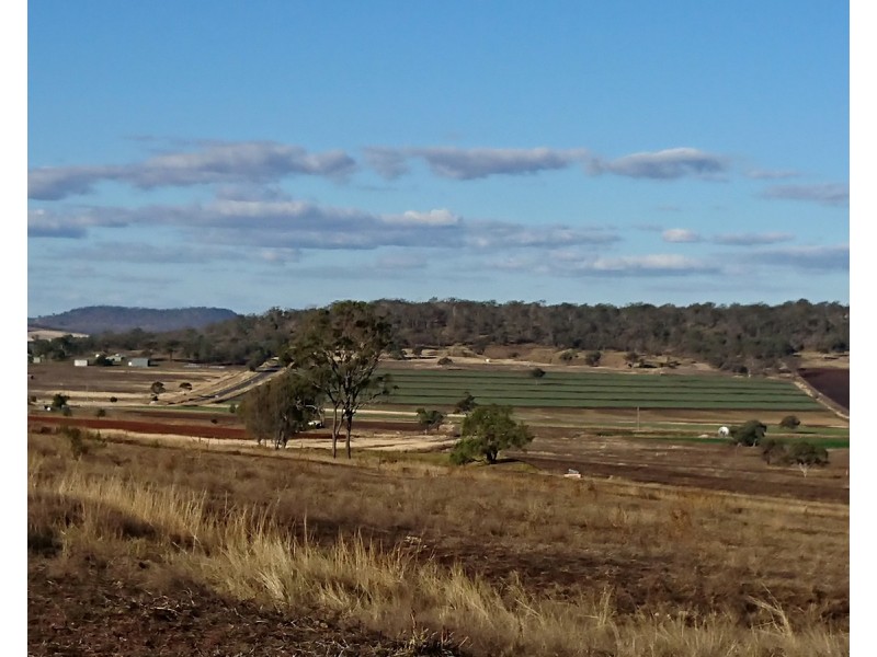 114 Bernard Road, Nobby QLD 4360