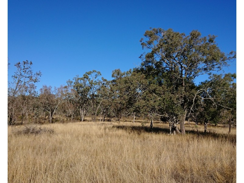 114 Bernard Road, Nobby QLD 4360