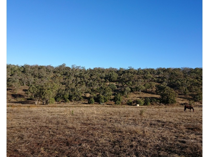 114 Bernard Road, Nobby QLD 4360