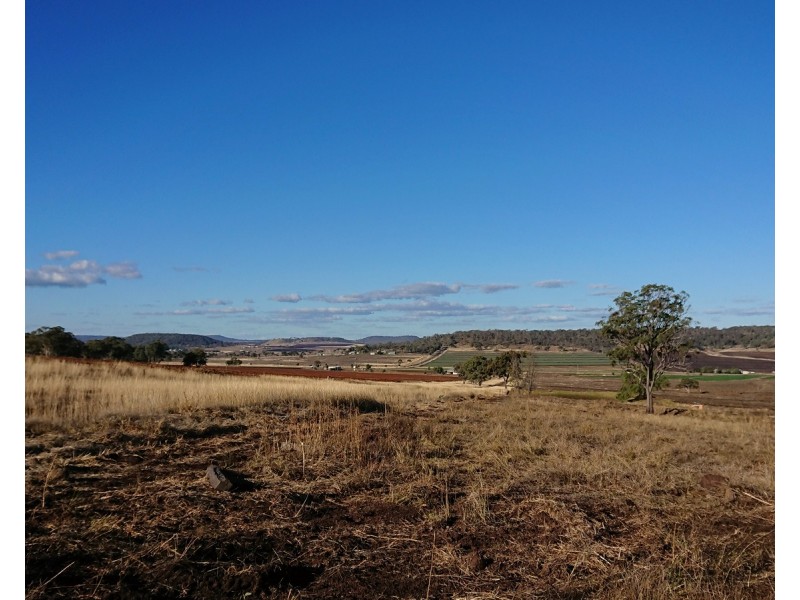 114 Bernard Road, Nobby QLD 4360