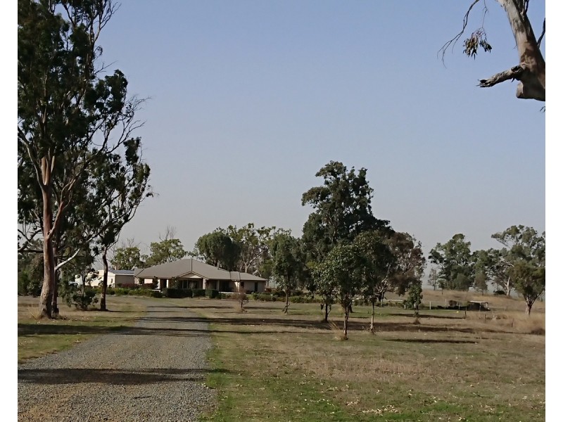 131 Clifton Pittsworth Road, Clifton QLD 4361