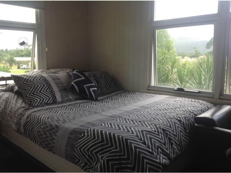 135 Bryant Street, Tully QLD 4854