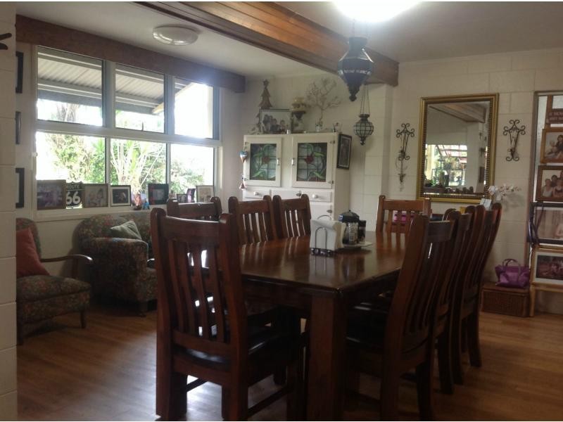 135 Bryant Street, Tully QLD 4854