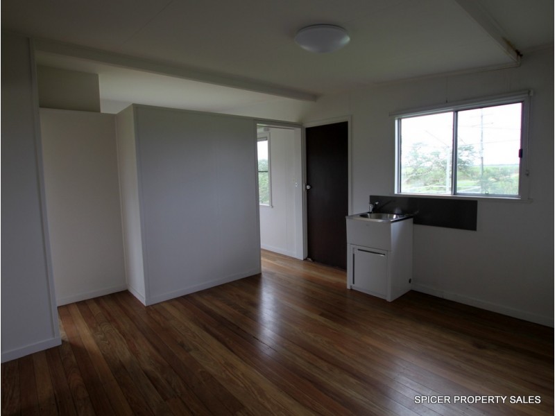 124 Henry Road, Euramo QLD 4854
