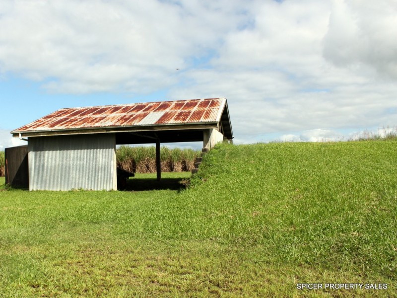 124 Henry Road, Euramo QLD 4854