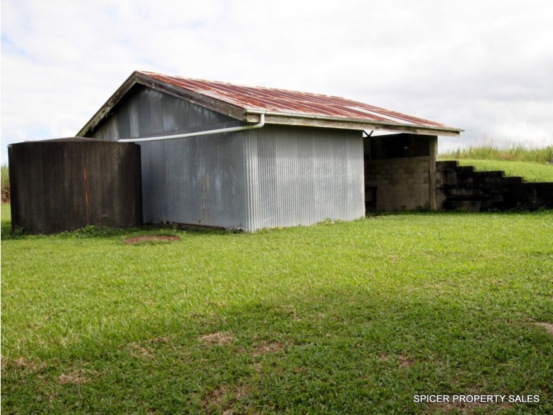 124 Henry Road, Euramo QLD 4854