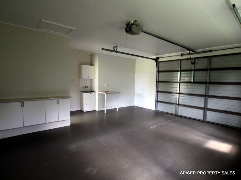 62 BAMBER STREET, Tully QLD 4854