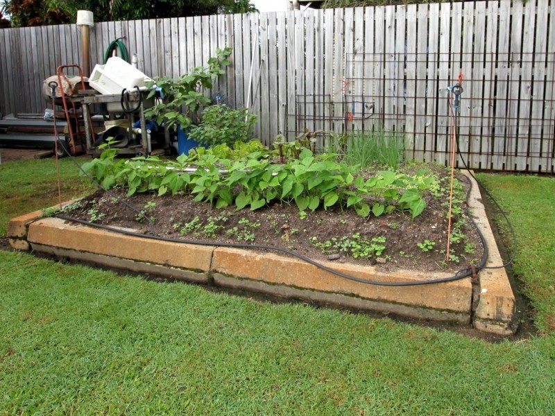 1 ACACIA CLOSE, Tully Heads QLD 4854