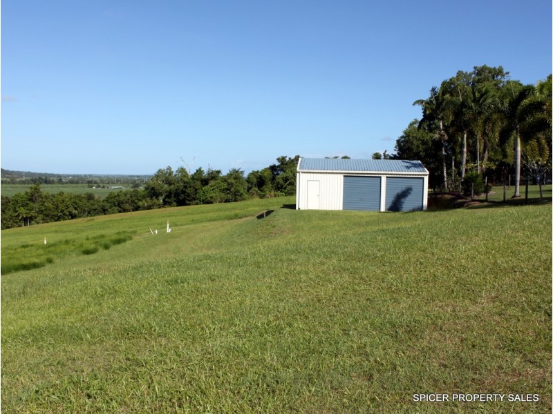 40 PEASE STREET, Tully QLD 4854