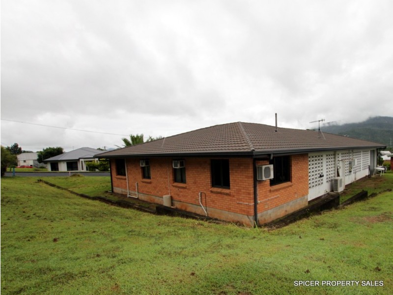 10 BRANNIGAN STREET, Tully QLD 4854