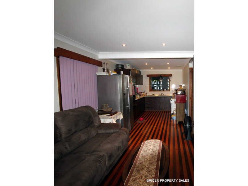 10 BRANNIGAN STREET, Tully QLD 4854
