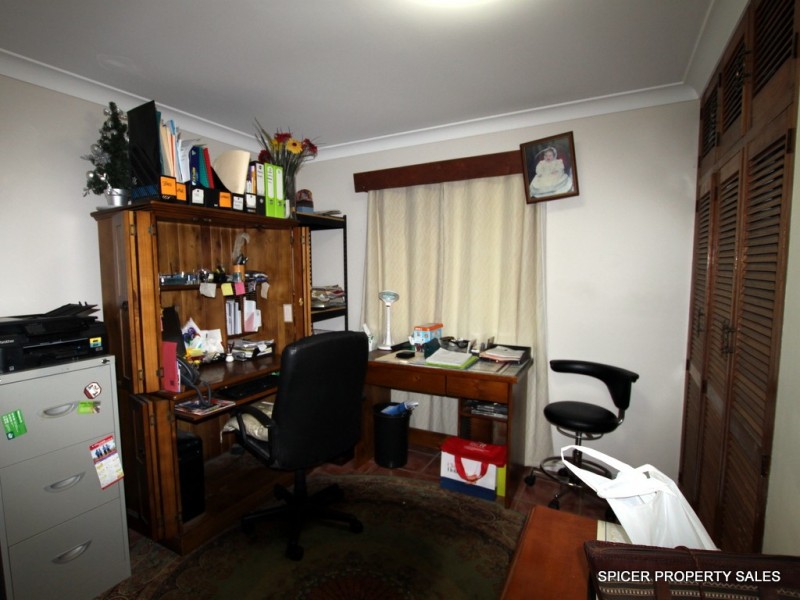 10 BRANNIGAN STREET, Tully QLD 4854