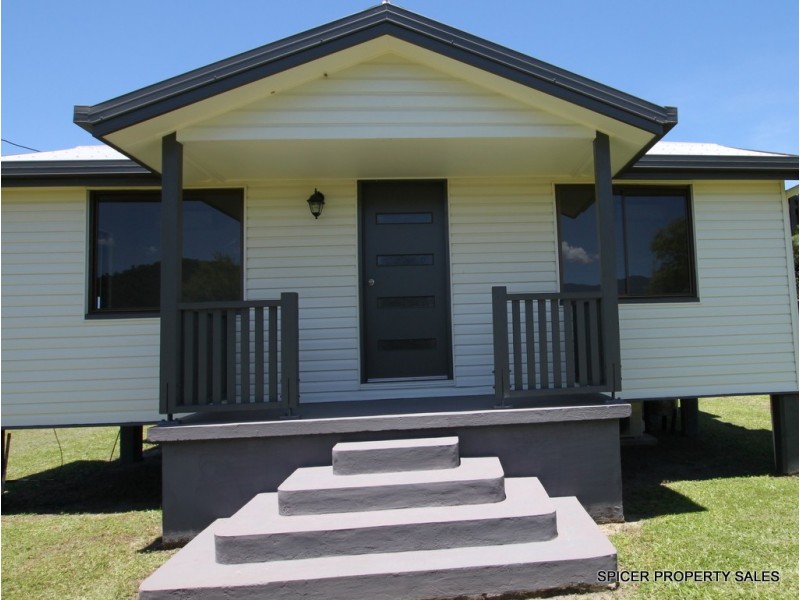 61076 BRUCE HIGHWAY, El Arish QLD 4855