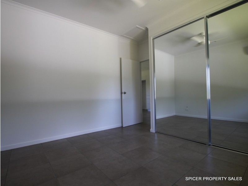 61076 BRUCE HIGHWAY, El Arish QLD 4855