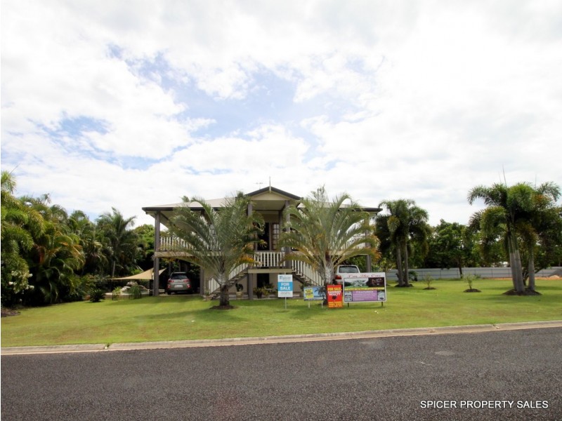 3 REBECCA JANE PARADE, Kurrimine Beach QLD 4871