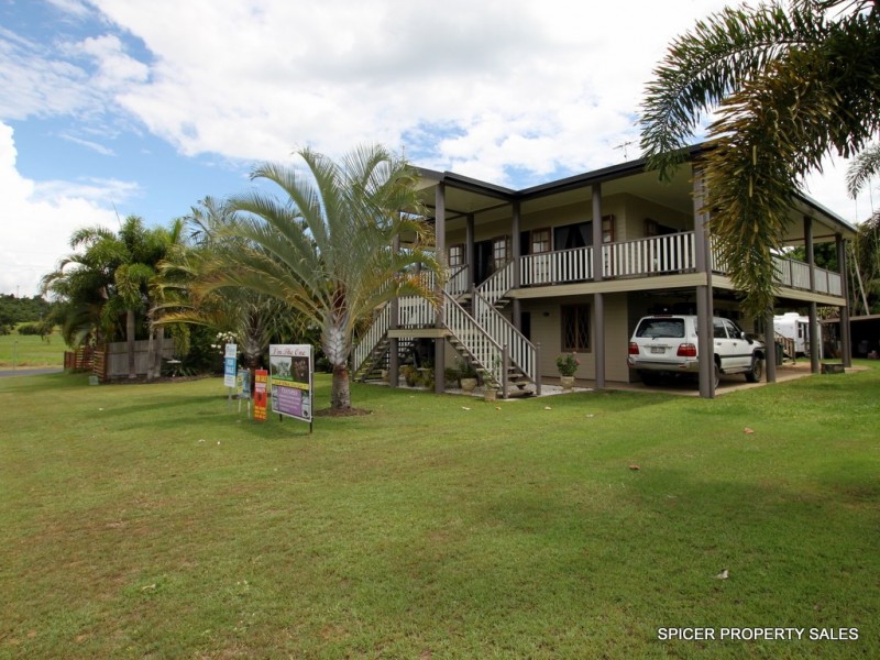 3 REBECCA JANE PARADE, Kurrimine Beach QLD 4871