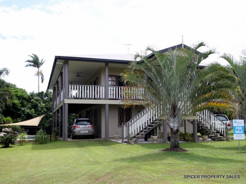 3 REBECCA JANE PARADE, Kurrimine Beach QLD 4871