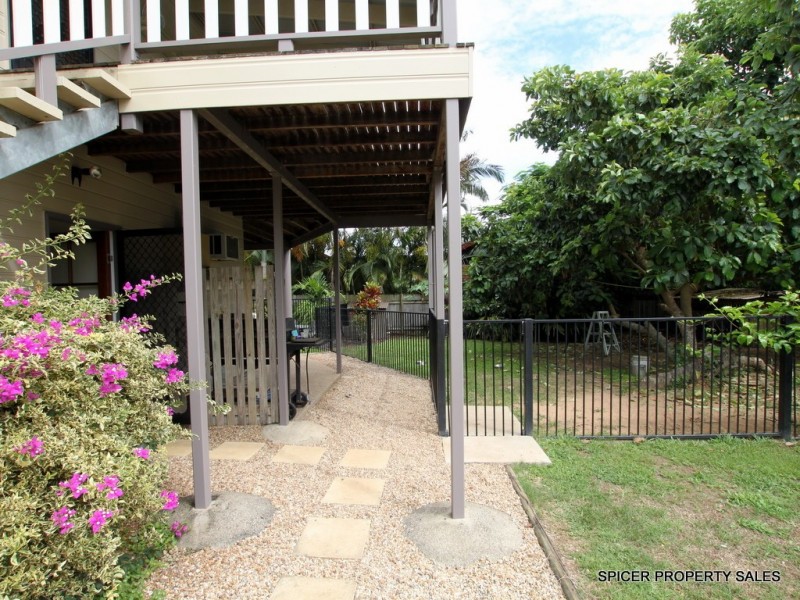 3 REBECCA JANE PARADE, Kurrimine Beach QLD 4871