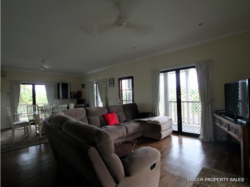 3 REBECCA JANE PARADE, Kurrimine Beach QLD 4871