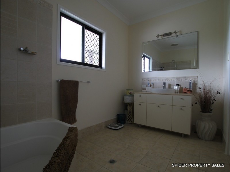 3 REBECCA JANE PARADE, Kurrimine Beach QLD 4871
