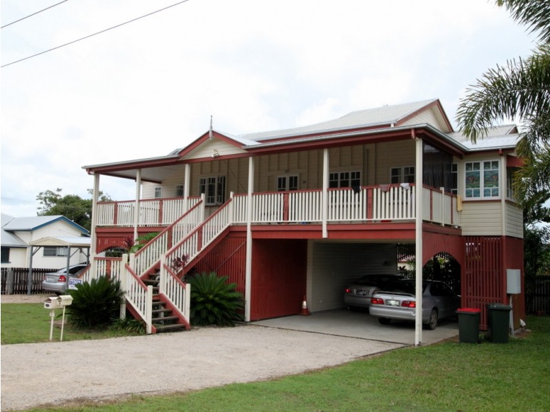 18 BRYANT STREET, Tully QLD 4854