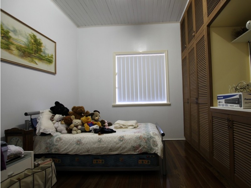 26 THURLES STREET, Tully QLD 4854
