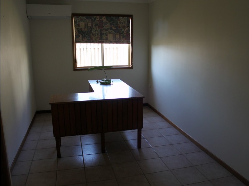 6 KENNEDY ESPLANADE, South Mission Beach QLD 4852