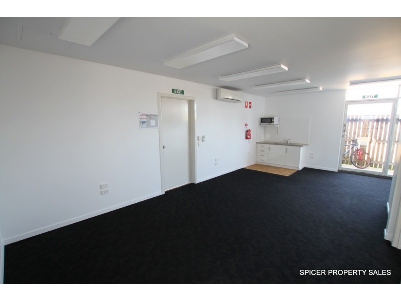 33-37 BUTLER STREET, Tully QLD 4854