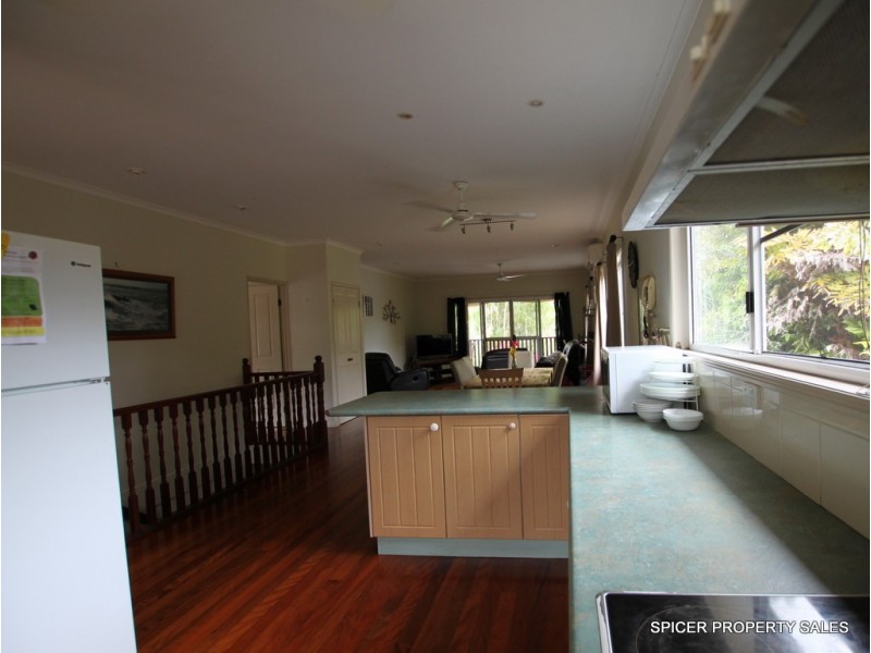 2 Dunkalli Crescent, Wongaling Beach QLD 4852