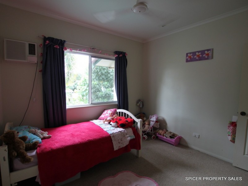 2 Dunkalli Crescent, Wongaling Beach QLD 4852