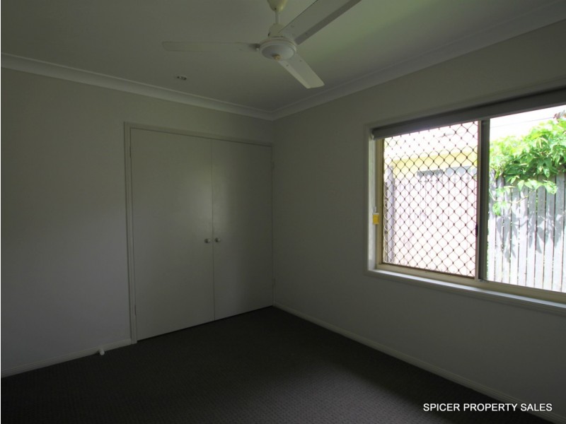 9 Campbell Street, Tully QLD 4854