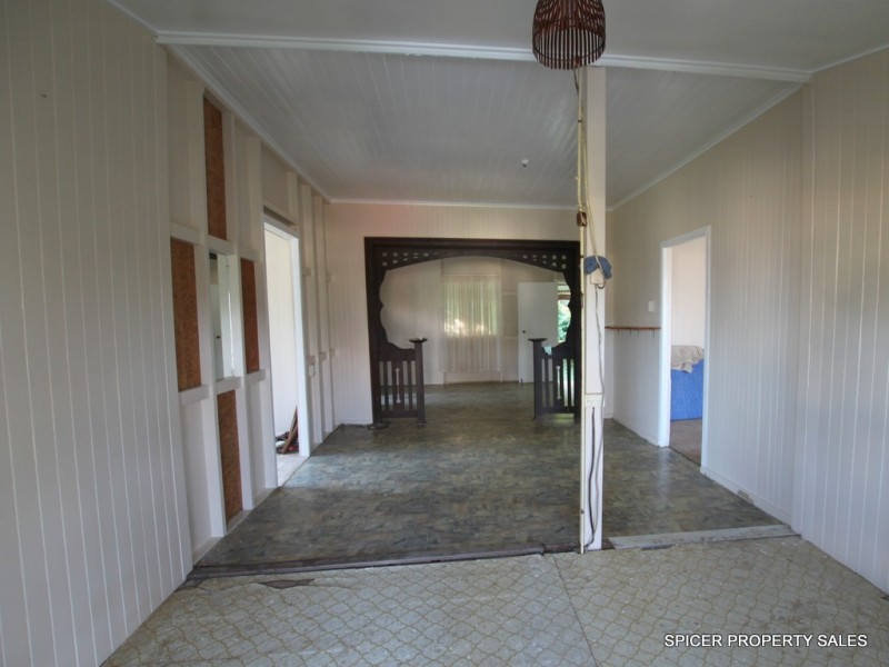 38 McQuillen Street, Tully QLD 4854