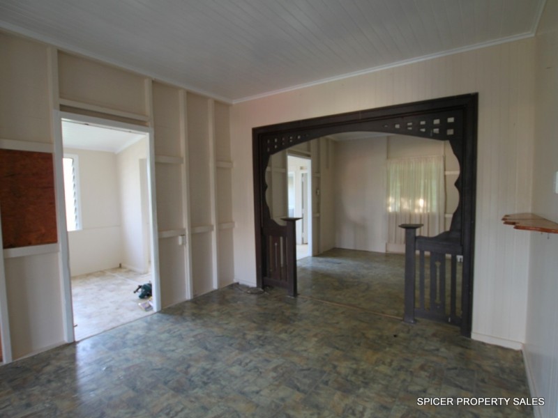 38 McQuillen Street, Tully QLD 4854