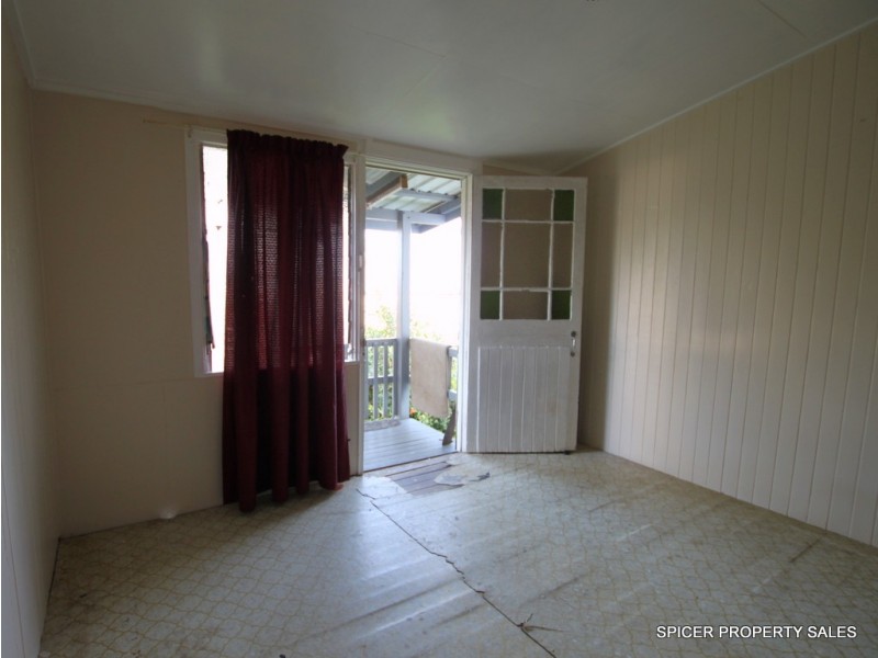 38 McQuillen Street, Tully QLD 4854