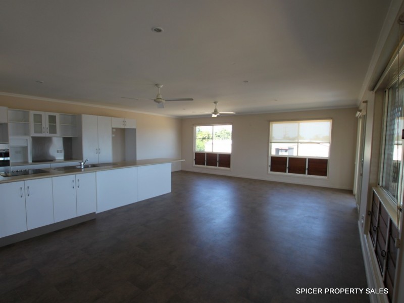 14 Hawthorn Drive, Kurrimine Beach QLD 4871