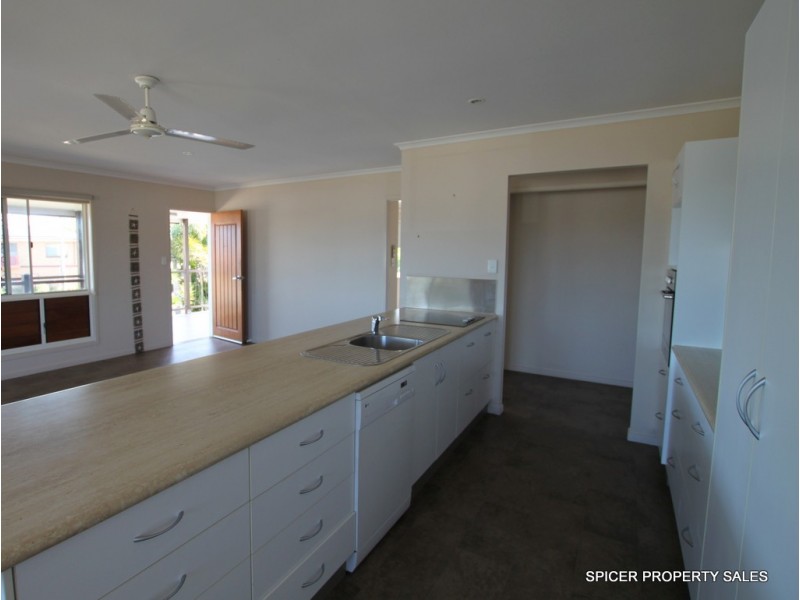 14 Hawthorn Drive, Kurrimine Beach QLD 4871