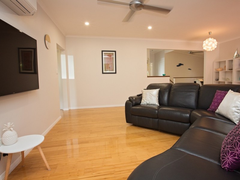 10 Dunkalli Crescent, Wongaling Beach QLD 4852