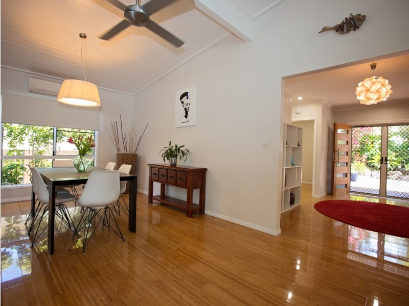 10 Dunkalli Crescent, Wongaling Beach QLD 4852