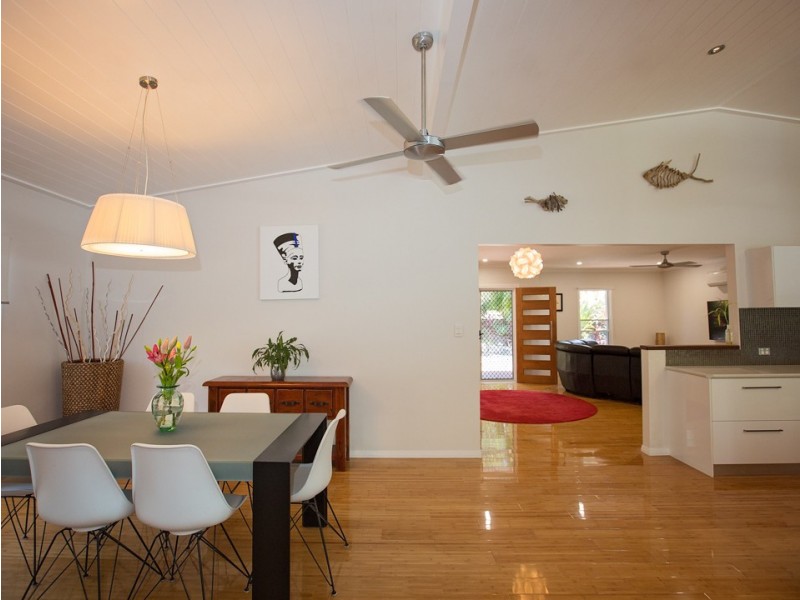10 Dunkalli Crescent, Wongaling Beach QLD 4852